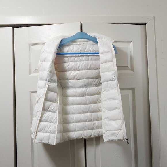 Aqua puffer vest - Picture 3 of 4